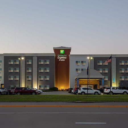 Holiday Inn Express Hotel & Suites Columbus By Ihg Ngoại thất bức ảnh