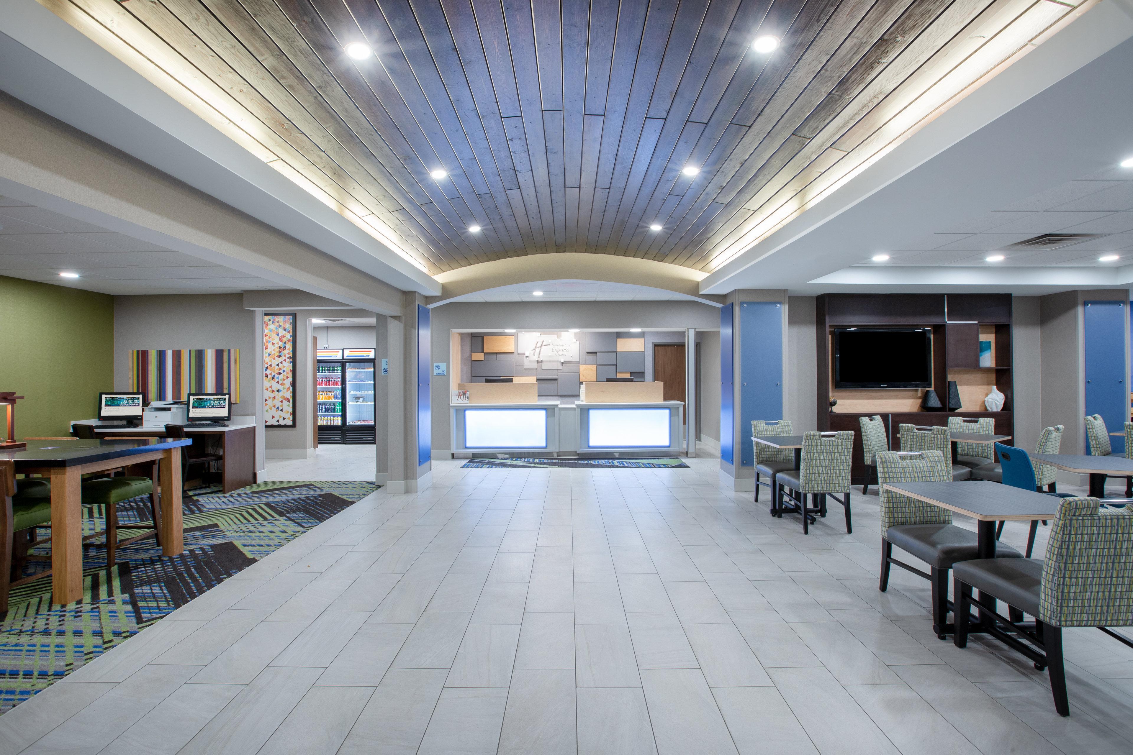 Holiday Inn Express Hotel & Suites Columbus By Ihg Ngoại thất bức ảnh
