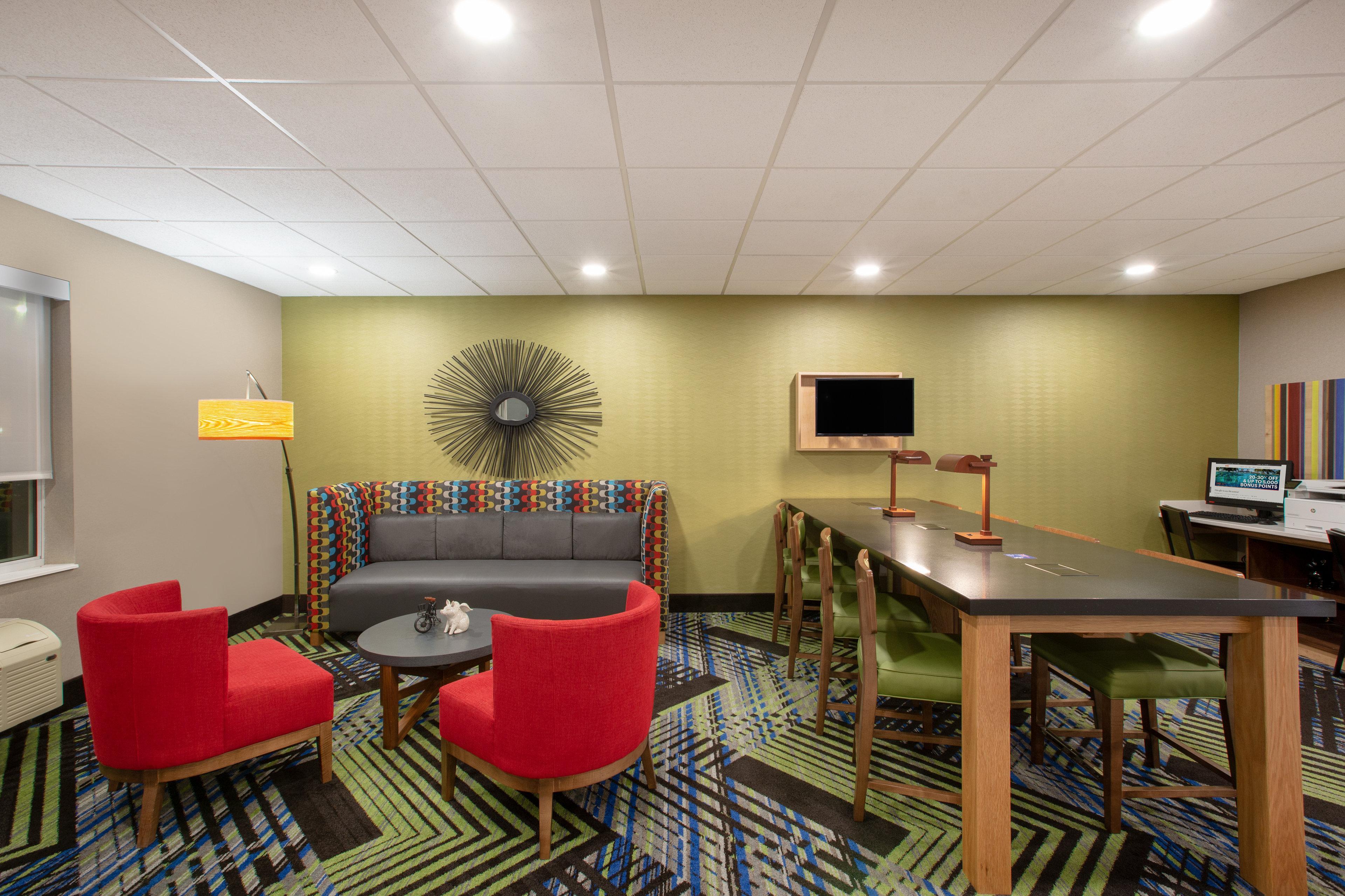 Holiday Inn Express Hotel & Suites Columbus By Ihg Ngoại thất bức ảnh